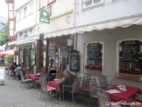 Transen und Shemale Huren in Limburg an der Lahn 